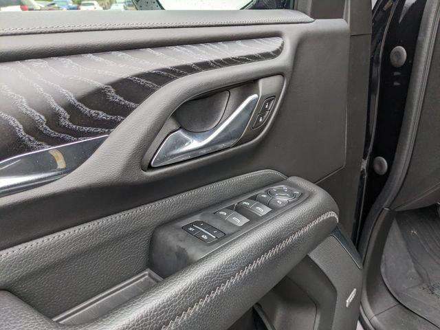 Used 2023 GMC Yukon XL Denali AWD/4WD image 23