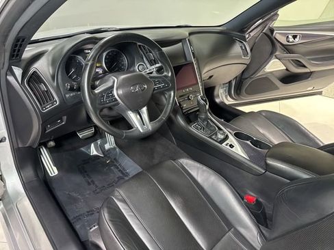 Used 2017 INFINITI Q60 Red Sport 400 image 13