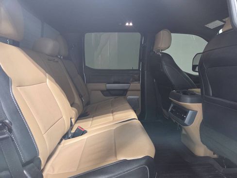 Used 2023 Ford F250 Lariat w/ Chrome Package AWD/4WD image 11