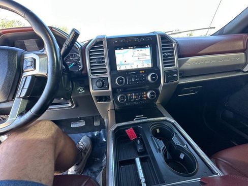 Used 2018 Ford F250 Platinum w/ Platinum Ultimate Package AWD/4WD image 23