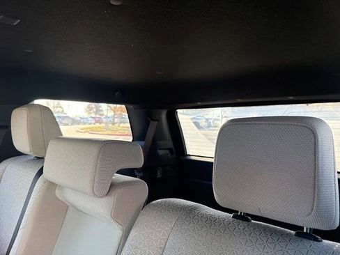 Used 2025 Toyota 4Runner SR5 image 9