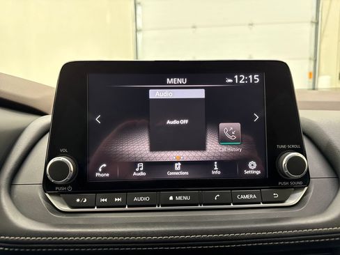 Used 2023 Nissan Rogue SV AWD/4WD image 17