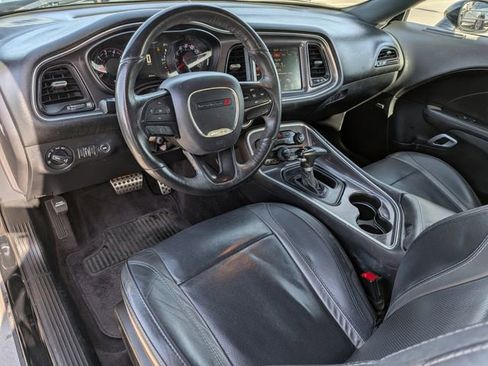 Used 2016 Dodge Challenger SXT Plus image 12