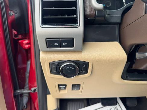Used 2019 Ford F150 Lariat AWD/4WD image 29