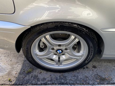 Used 2005 BMW 330Ci Convertible image 13