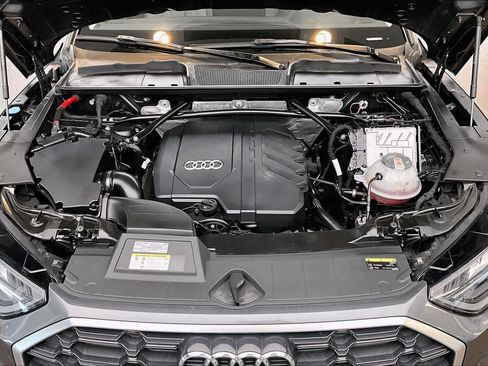 Used 2022 Audi Q5 2.0T Premium Plus w/ Premium Plus Package AWD/4WD image 30