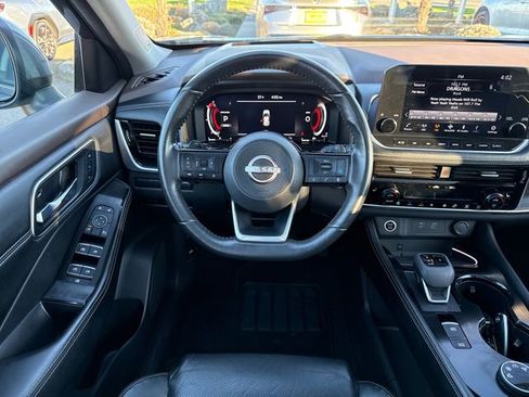 Used 2023 Nissan Rogue Platinum w/ Platinum Premium Package image 30