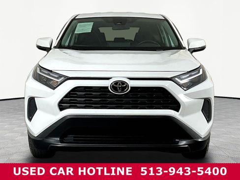 Used 2023 Toyota RAV4 LE AWD/4WD image 2