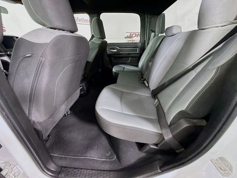 Used 2022 RAM 3500 Big Horn image 28