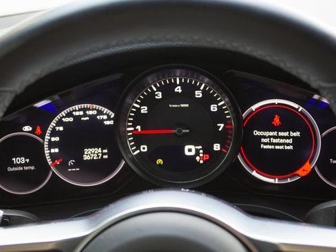 Used 2022 Porsche Cayenne S Platinum image 15