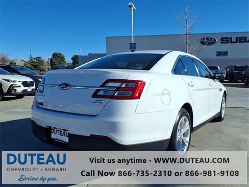 Used 2013 Ford Taurus SEL image 6
