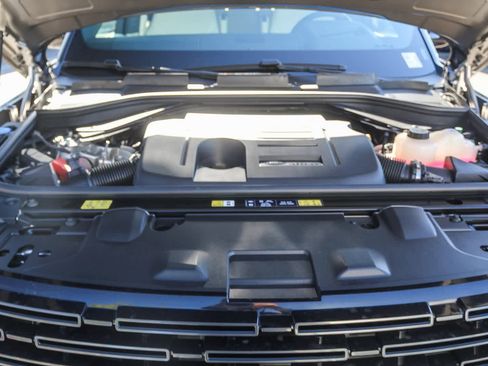 New 2025 Land Rover Range Rover SE image 26