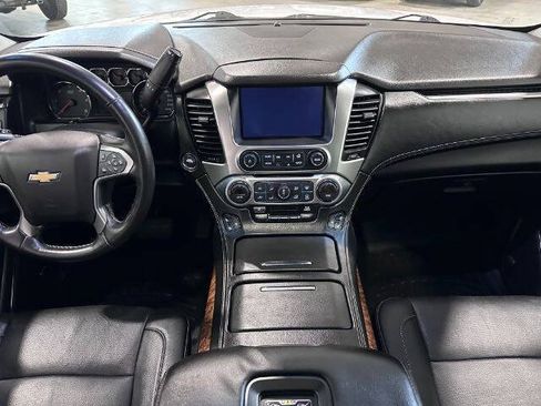 Used 2015 Chevrolet Suburban LTZ AWD/4WD image 20