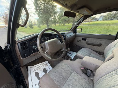 Used 1998 Toyota Tacoma 4x4 Xtracab V6 image 13