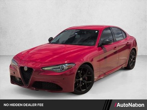 Used 2020 Alfa Romeo Giulia w/ Nero Edizione RWD image 1