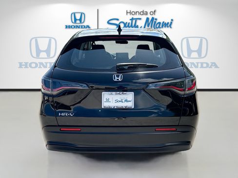 Certified 2024 Honda HR-V LX image 6