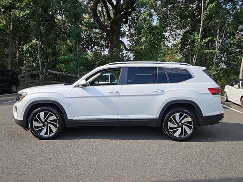 Certified 2026 Volkswagen Atlas SEL AWD/4WD image 8