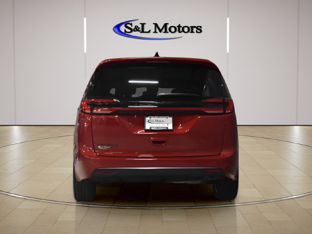 New 2026 Chrysler Pacifica Select FWD image 6