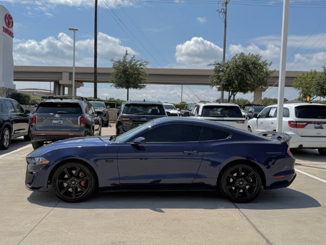 Used 2018 Ford Mustang GT w/ Black Accent Pkg RWD image 8