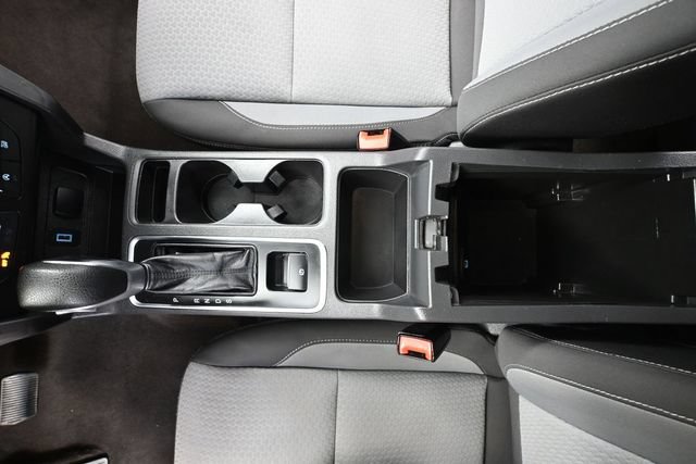 Used 2019 Ford Escape SE FWD image 26