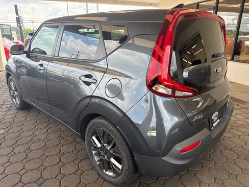 Used 2021 Kia Soul EX FWD image 9