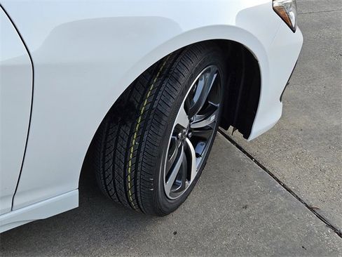 New 2025 Acura TLX Technology Package image 6