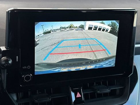 Used 2025 Toyota Corolla SE FWD image 14
