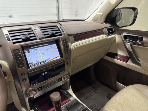 Used 2015 Lexus GX 460 image 15