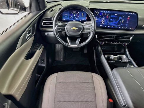Certified 2026 Chevrolet Traverse LT w/ Driver Confidence Package FWD image 20