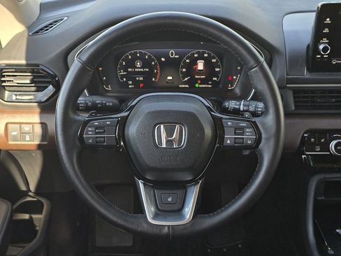 Used 2024 Honda Pilot Elite image 15