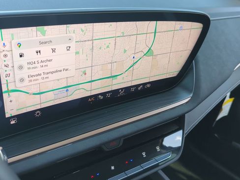 Used 2025 Buick Envision Sport Touring image 14