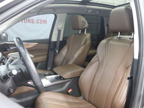 Used 2022 Acura MDX w/ Technology Package AWD/4WD image 14