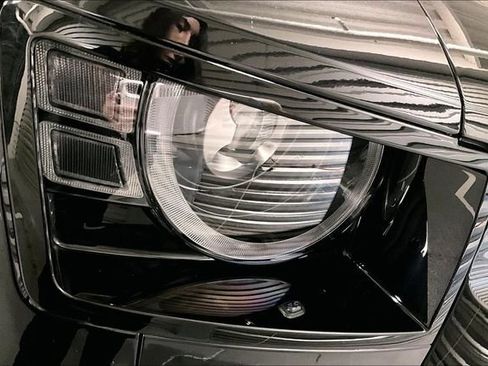 Certified 2025 Land Rover Defender 130 S image 28