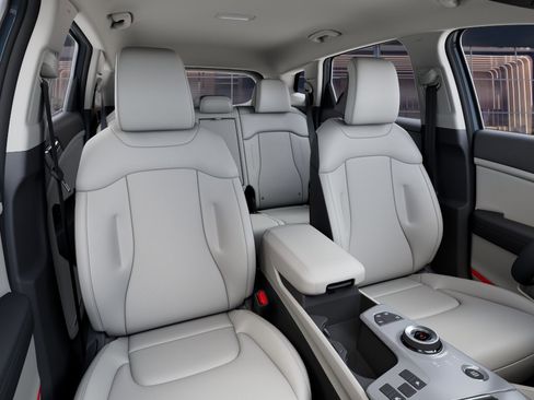 New 2026 Kia Sportage EX AWD/4WD image 5