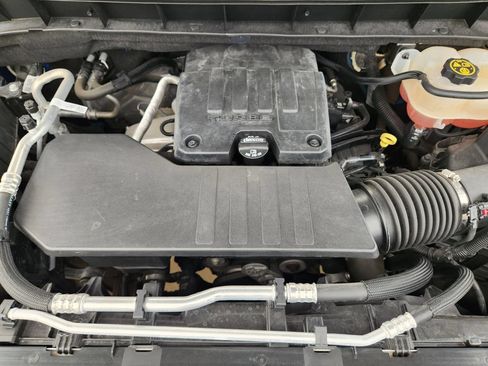 Used 2022 Chevrolet Silverado 1500 Custom RWD image 31