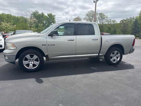 Used 2009 Dodge Ram 1500 Truck SLT w/ Big Horn Regional Pkg AWD/4WD image 4
