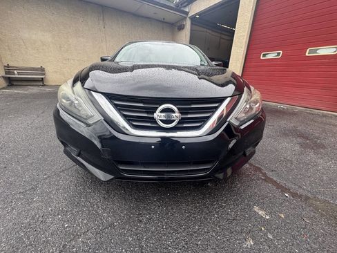 Used 2017 Nissan Altima 2.5 SR FWD image 13