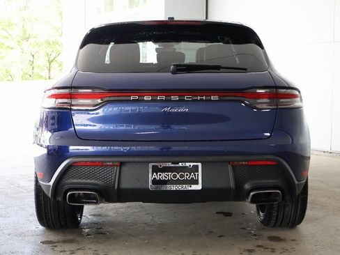 Used 2025 Porsche Macan image 7