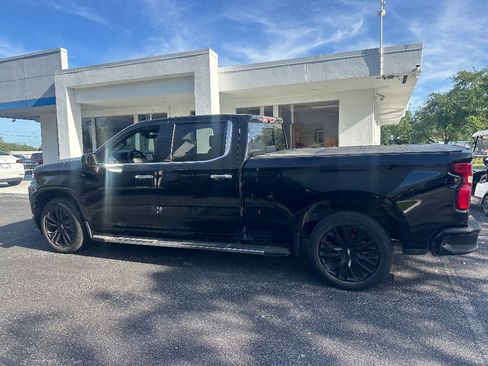 Used 2020 Chevrolet Silverado 1500 High Country w/ Technology Package image 7