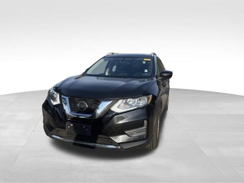 Used 2018 Nissan Rogue SV AWD/4WD image 3