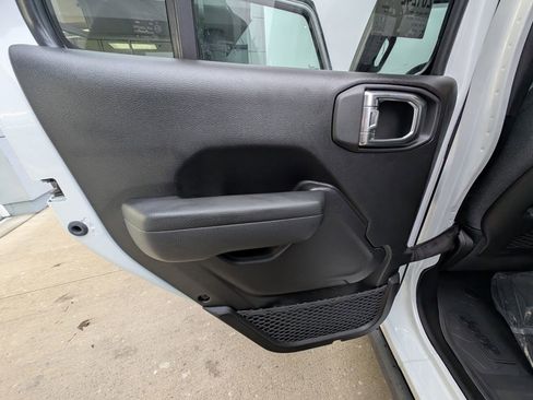 New 2026 Jeep Gladiator Rubicon w/ Steel Power Dome Hood Package image 39