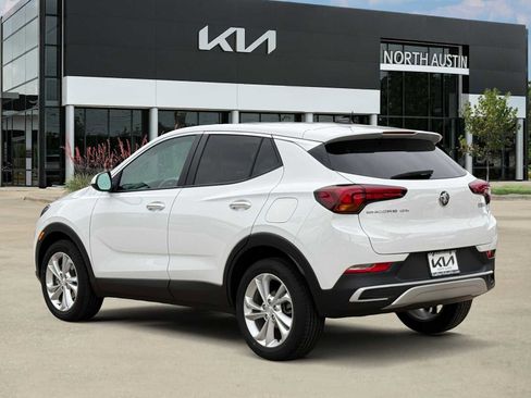 Used 2023 Buick Encore GX Preferred w/ Cold Weather Comfort Package FWD image 4