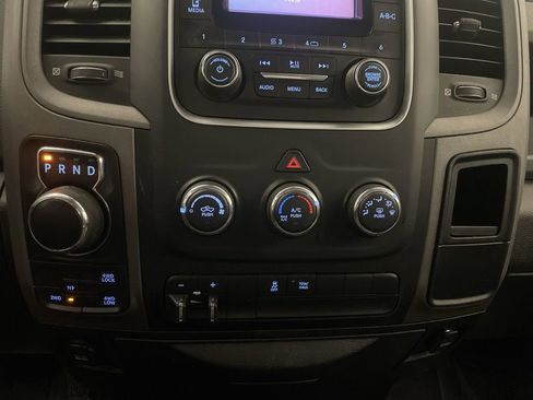 Used 2018 RAM 1500 Tradesman AWD/4WD image 10