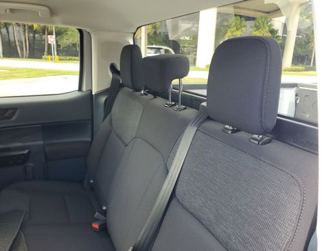 Used 2025 Ford Maverick XL image 12