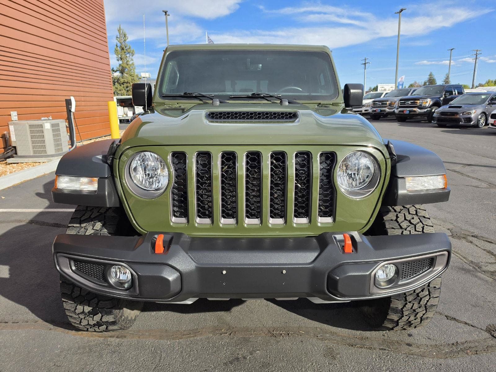 Used 2023 Jeep Gladiator Mojave w/ Cold Weather Group AWD/4WD image 9