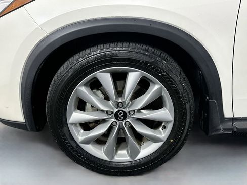 Used 2021 INFINITI QX50 Luxe image 29