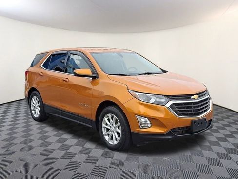 Used 2018 Chevrolet Equinox LT image 1