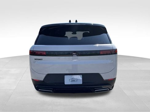 New 2025 Land Rover Range Rover Sport SE image 8