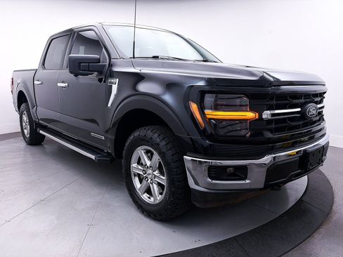 Used 2024 Ford F150 XLT w/ Mobile Office Package image 9