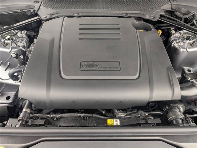 Used 2025 Land Rover Discovery S AWD/4WD image 18
